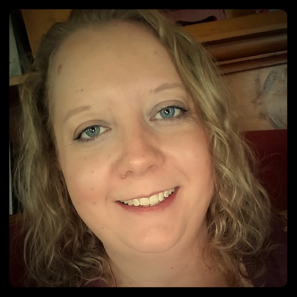 Meet your Posher, Tori